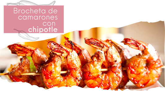 Brocheta de camarones con chipotle